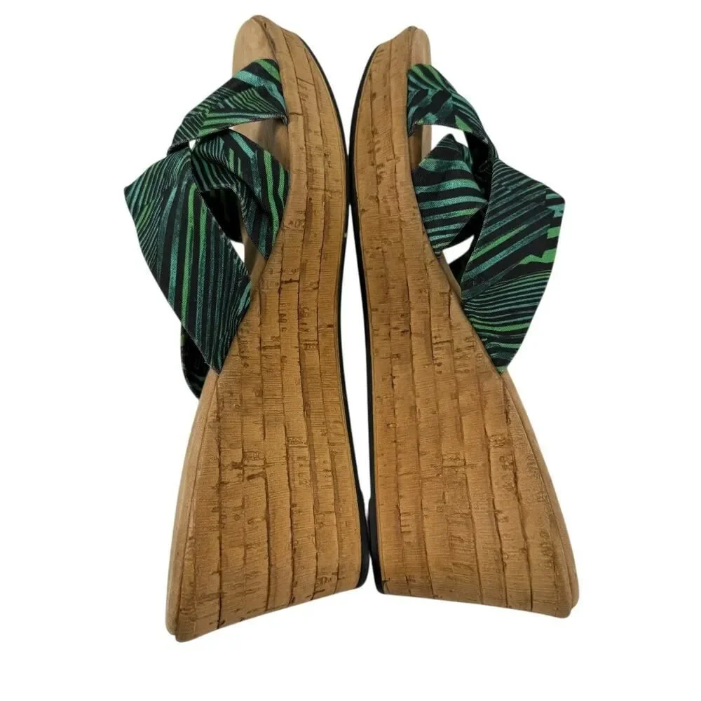 Italian Shoemakers Wedge Sandals Size 8.5 Green Tropical Lightweight Beach Open